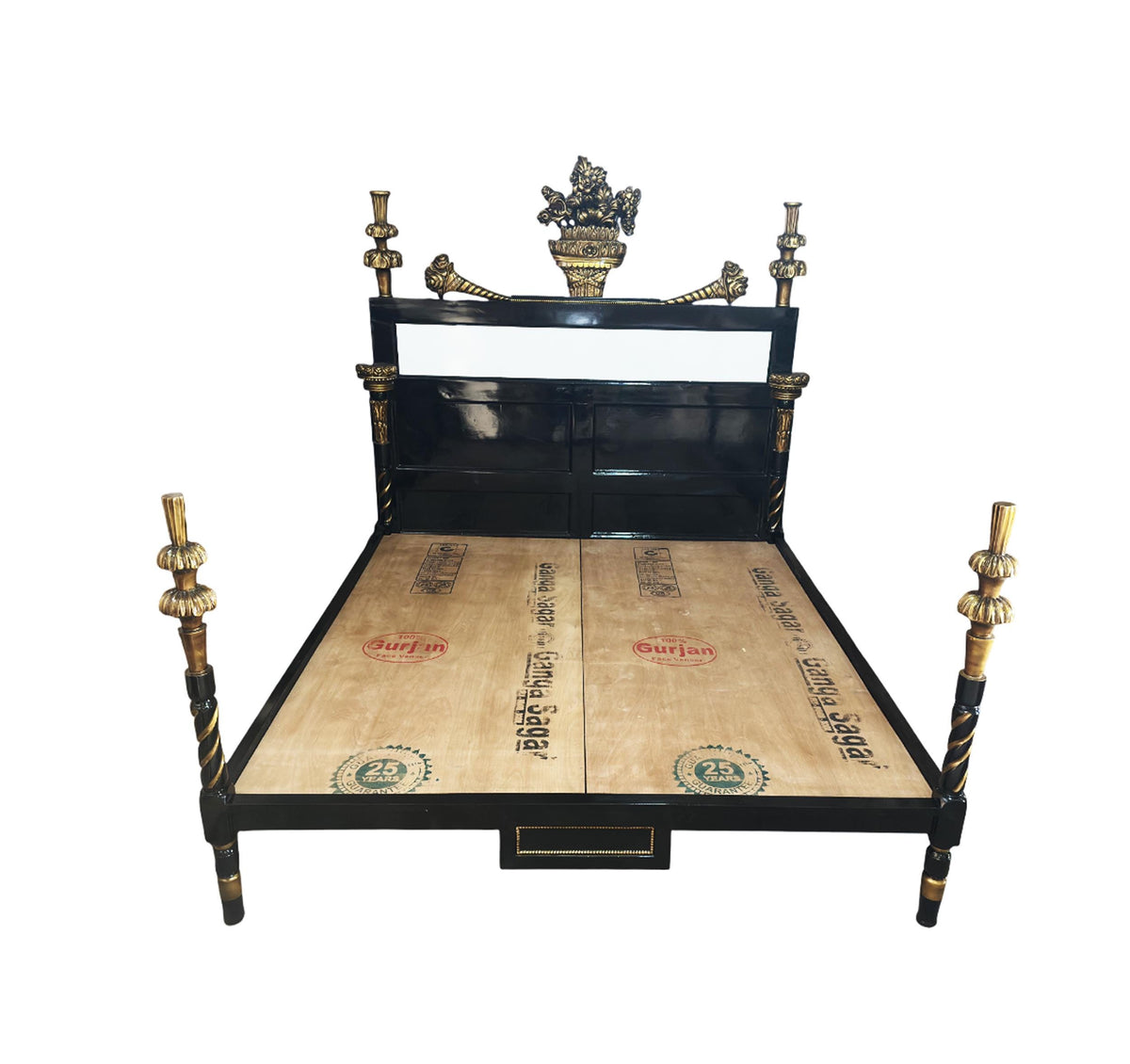 Giltwood  King/Queen Bed Frame, Ornate  Style Design